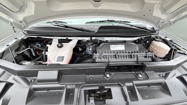 Used 2024 White GMC Work Van image 30