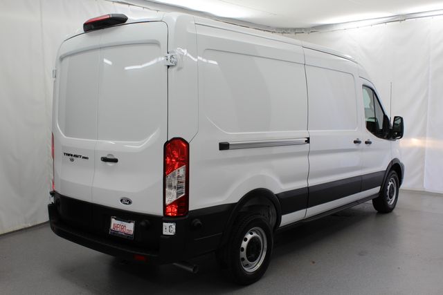 New 2026 White Ford Base image 7