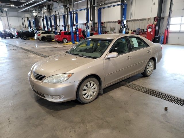 2006 Champagne Toyota Camry LE FWD Sedan