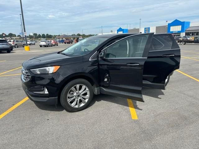 2023 Ford Edge Titanium 10