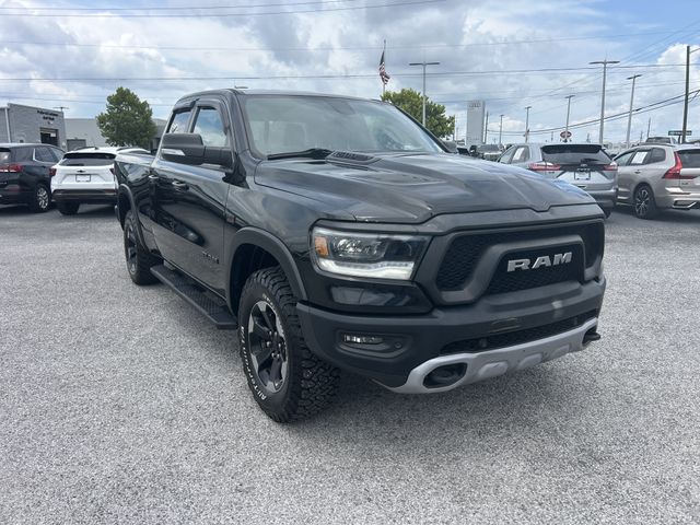 Diamond Black 2019 RAM 1500 Pickup Truck Four-Wheel Drive 8-Speed Automatic