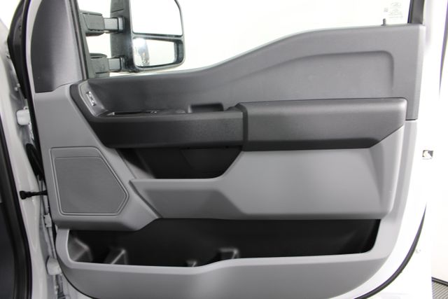 2025 Ford F-350SD XL photo