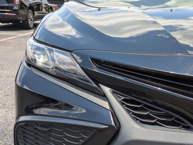 2024 Toyota Camry Hybrid SE