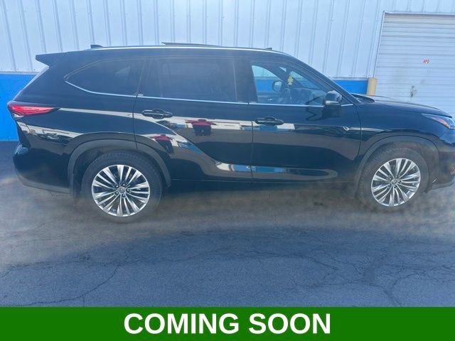 2021 Toyota Highlander Platinum AWD