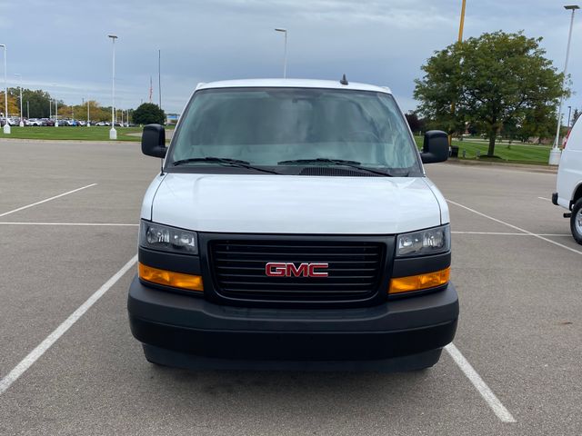 2023 GMC Savana 2500 Work Van 2