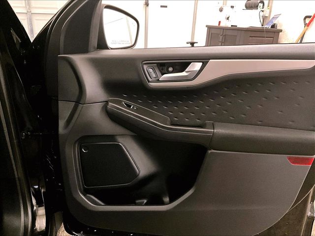 2020 Ford Escape SE Black at Carlisle Cadillac Buick GMC