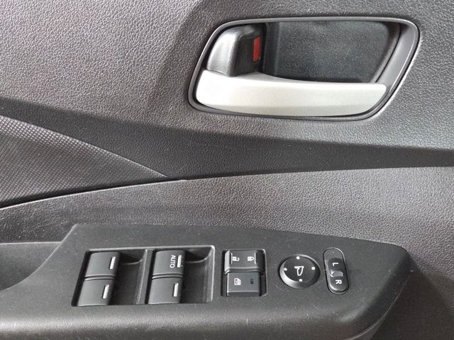 2015 Honda CR-V LX photo 24