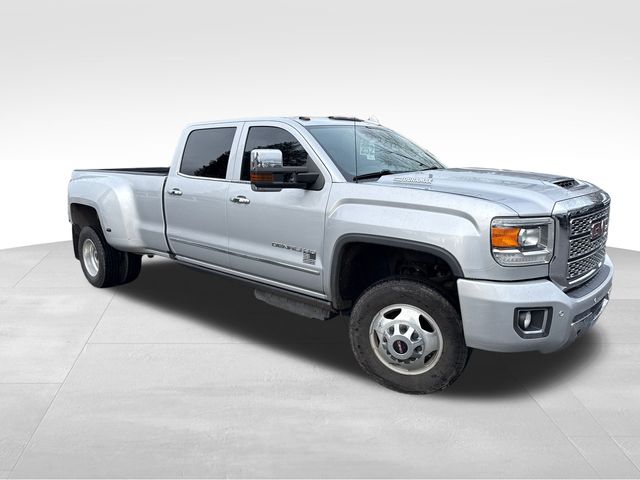 2018 GMC Sierra 3500HD Denali Crew Cab LB DRW 4WD