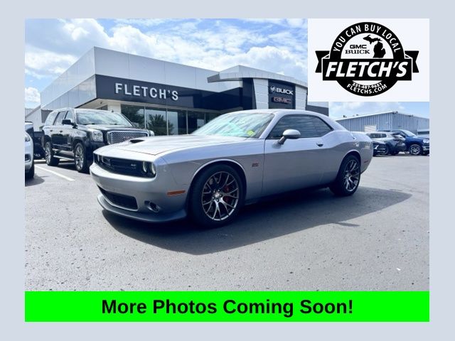 Billet Silver Metallic Clearcoat 2015 Dodge Challenger Coupe Rear-Wheel Drive 6-Speed Manual