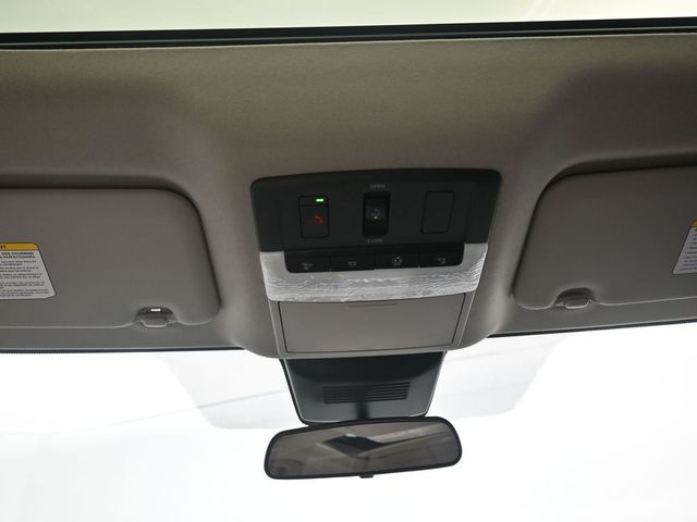 2025 Nissan Sentra SR - Photo 23