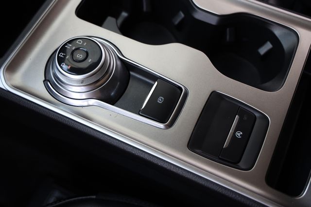 2023 Ford Edge SEL Black at Toyota of Victoria