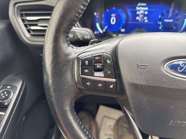 Used 2020 Gray Ford Titanium image 22