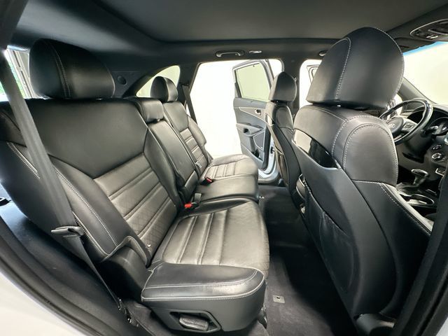 2018 Kia Sorento SX Limited White at Sutliff Volkswagen