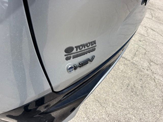 2025 Toyota Sienna - $45,088