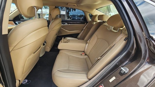 Thumbnail: 2015 Hyundai Genesis - 8