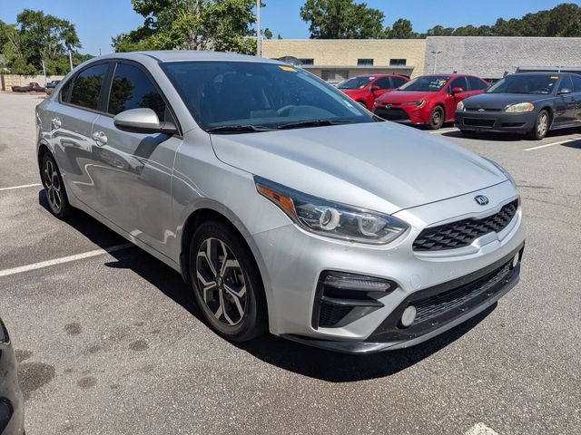 2021 Kia Forte LXS AT's photo