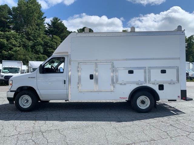 2025 Ford E-350SD Base 2