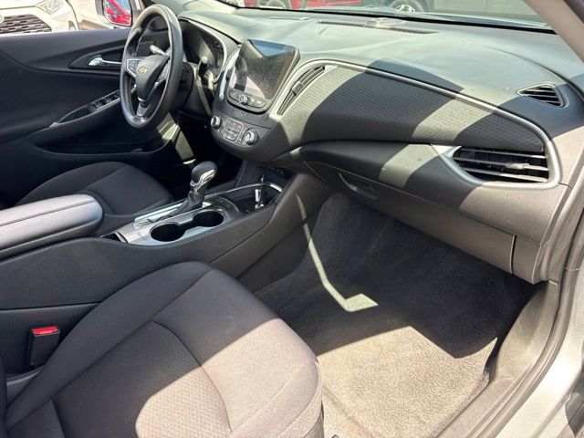 2025 Chevrolet Malibu - $19,988
