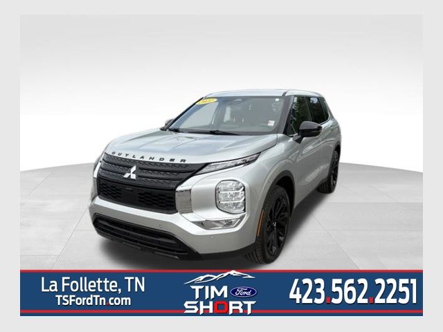 Alloy Silver Metallic 2022 Mitsubishi Outlander SUV / Crossover Front-Wheel Drive Continuously Variable Transmission