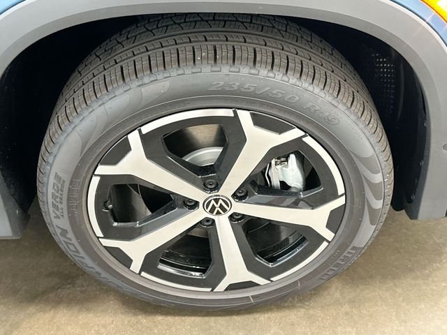 2026 Volkswagen Tiguan 2.0T SE Blue at Audi Porsche Sewickley