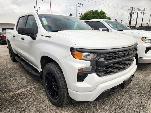 Summit White 2024 Chevrolet Silverado 1500 Custom Crew Cab 4WD Pickup Truck Four-Wheel Drive 8-Speed Automatic