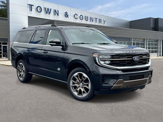 Dark Matter Gray Metallic 2026 Ford Expedition SUV / Crossover Four-Wheel Drive Automatic