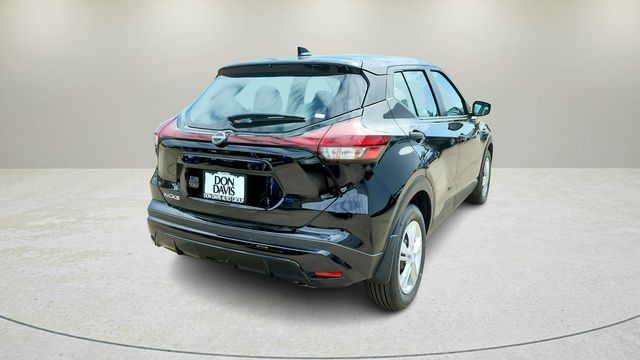 2025 Nissan Kicks Play