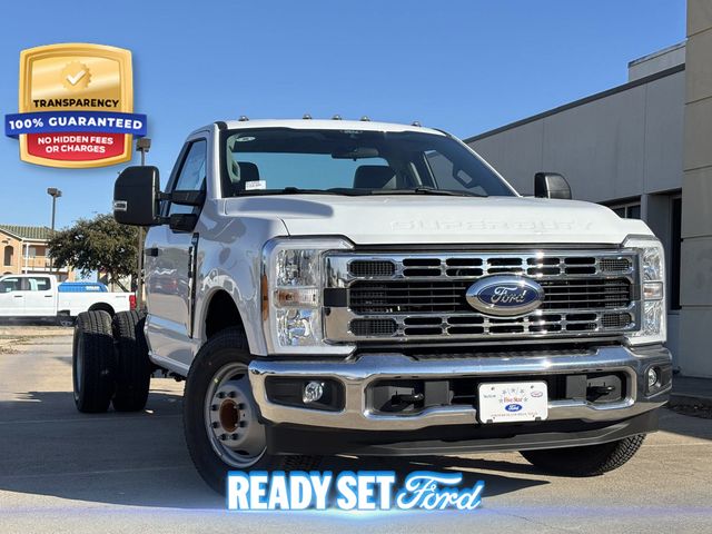 2025 Ford F-350 Super Duty Chassis XL Regular Cab DRW RWD