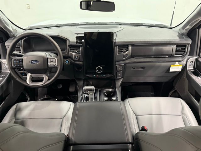 2025 Ford F-150 Lightning Flash photo