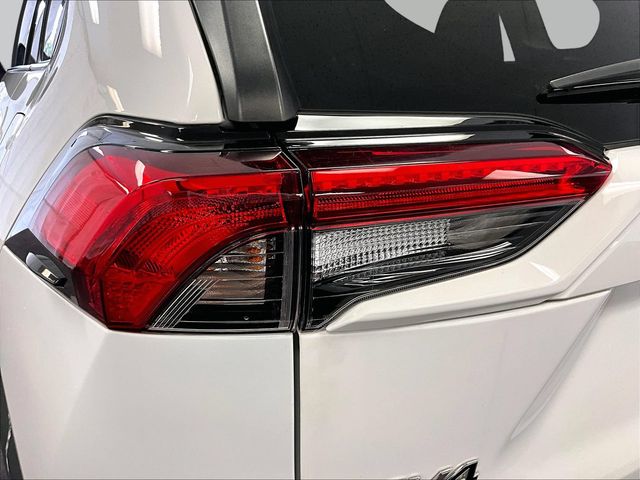 2021 Toyota RAV4 LE White at Sutliff Volkswagen
