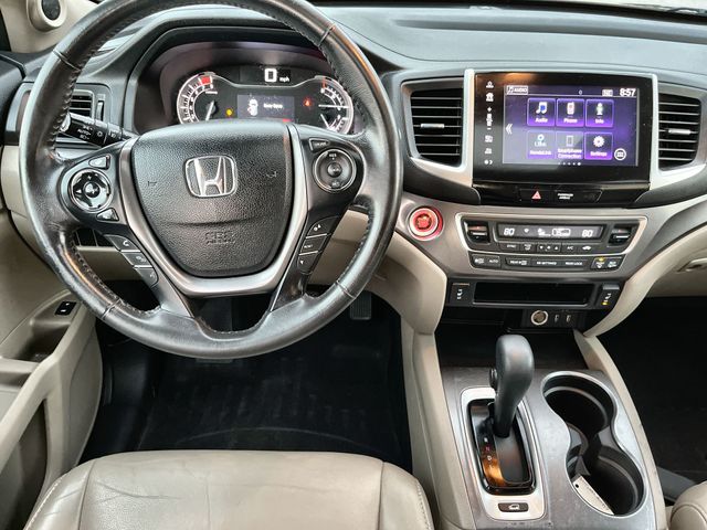 Used 2018  Honda EX-L image 13
