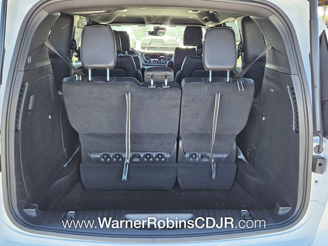 New 2026 White Chrysler Select image 13