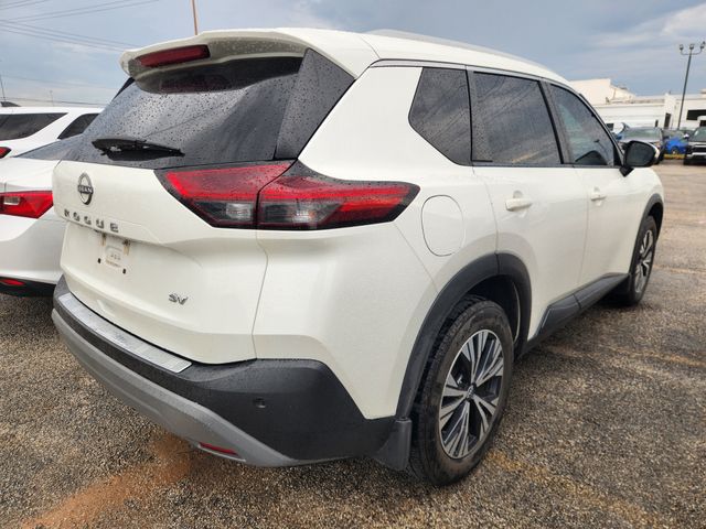 2022 Nissan Rogue SV - 4