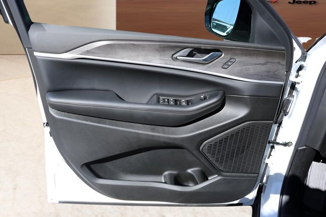 New Car 2025 Jeep Grand Cherokee  Limited For Sale Under $50,000 In Austin, Texas