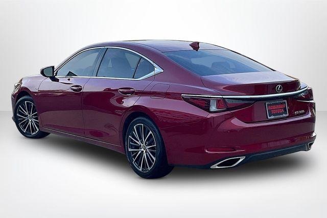 Used 2022 Lexus ES Sedan
