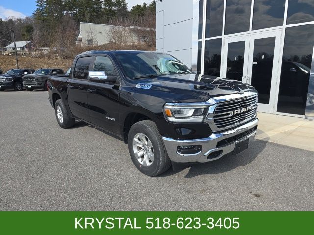 2023 RAM 1500 Laramie Crew Cab 4WD