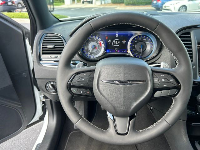 Used 2022 Chrysler 300 Sedan