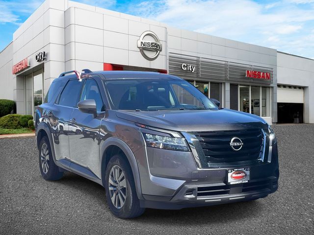 Gray (Gun Metallic) 2022 Nissan Pathfinder SUV / Crossover All-Wheel Drive 9-Speed Automatic