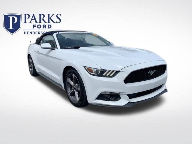 Oxford White 2015 Ford Mustang V6 Convertible RWD Convertible Rear-Wheel Drive 6-Speed Automatic