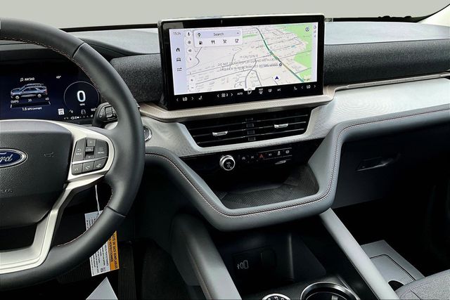 2026 Ford Explorer Active - 5