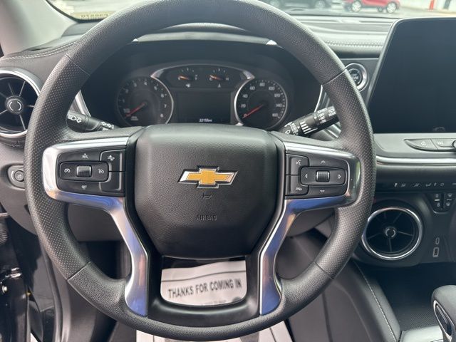 used 2025 Chevrolet Blazer car, priced at $30,556