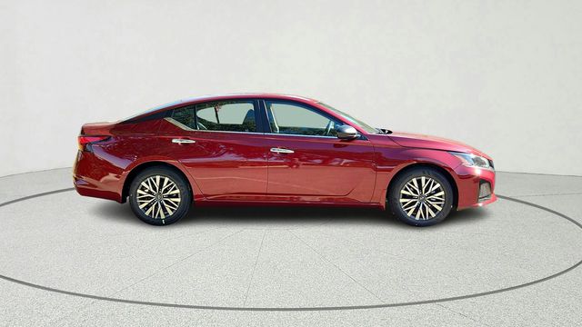 2025 Nissan Altima