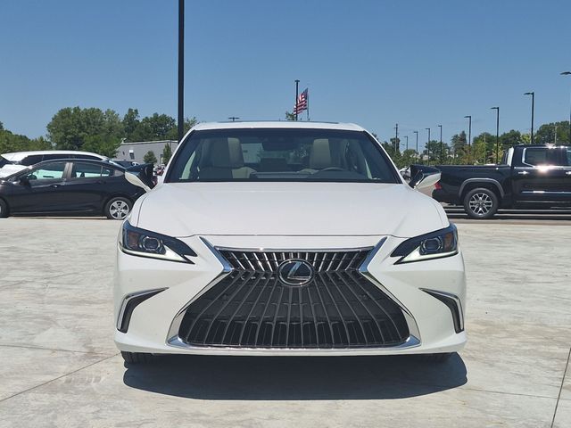 2025 Lexus ES - Image 8