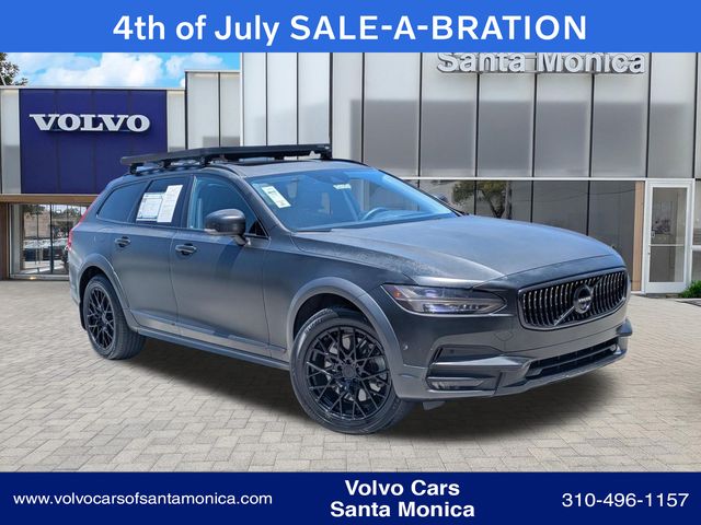 Gray Metallic 2018 Volvo V90 Wagon All-Wheel Drive Automatic