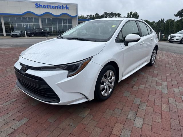 2024 Toyota Corolla LE CVT's photo