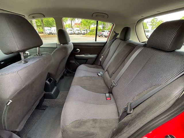 2012 Nissan Versa 1.8 S photo