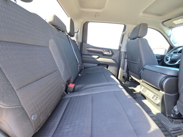 2023 Chevrolet Silverado 1500 LT:45138A