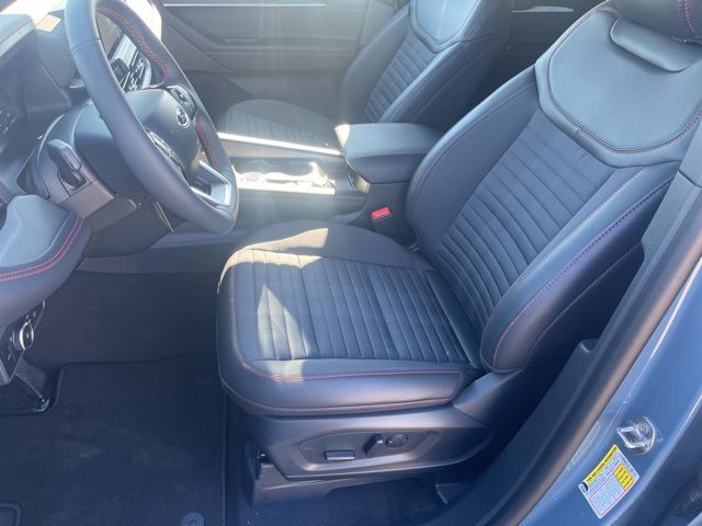 2026 Ford Explorer ST-Line:168595