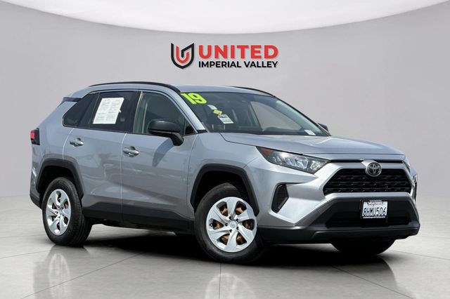 Silver Sky Metallic 2019 Toyota RAV4 SUV / Crossover Front-Wheel Drive 8-Speed Automatic