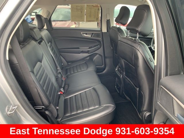 2023 Ford Edge SEL photo